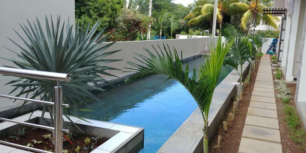2 Bedroom Flat 15 Mins Walk From Flic En Flac Beach מראה חיצוני תמונה