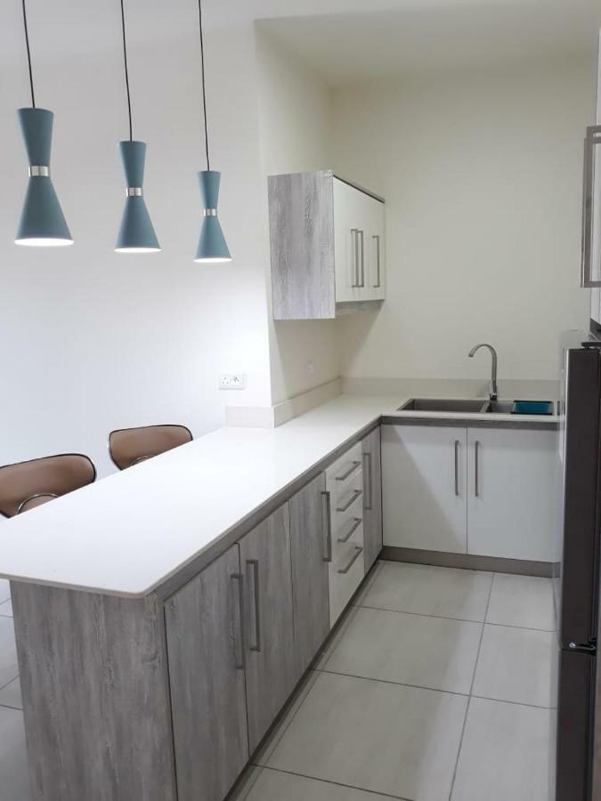 2 Bedroom Flat 15 Mins Walk From Flic En Flac Beach מראה חיצוני תמונה
